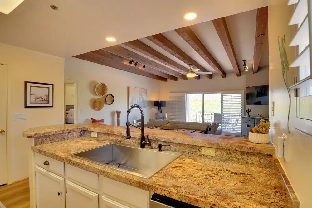 Amazing Desert Views! Tucson Casita on Golf Course