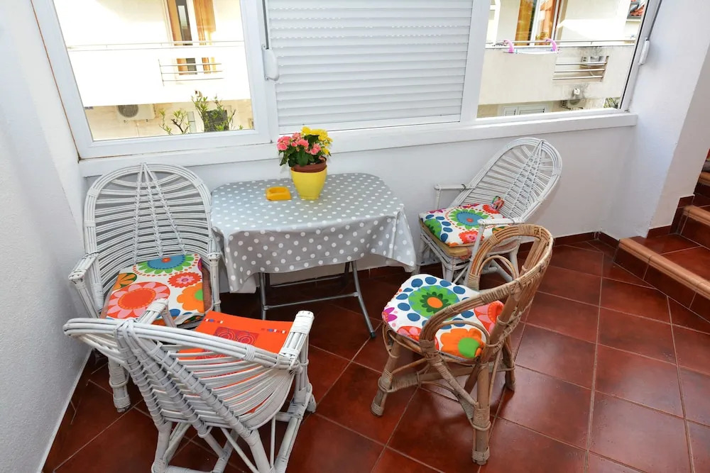 Two bedroom apartment in the heart of Porto Montenegro