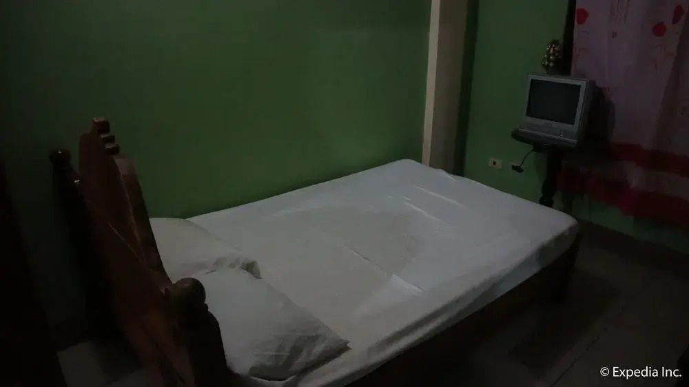 U & Me Apartelle Inn