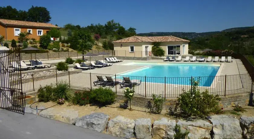 Villas privées avec piscine et spa en pleine nature