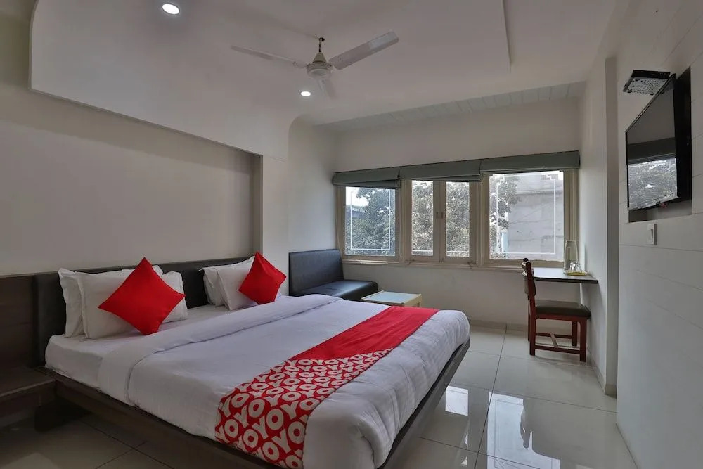 Oyo 11543 Hotel Panchsheel
