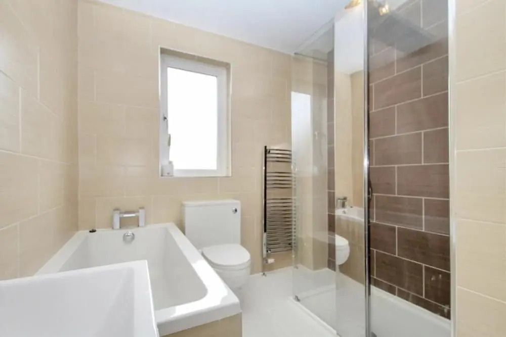 Stunning 4-bed House in Gidea Park