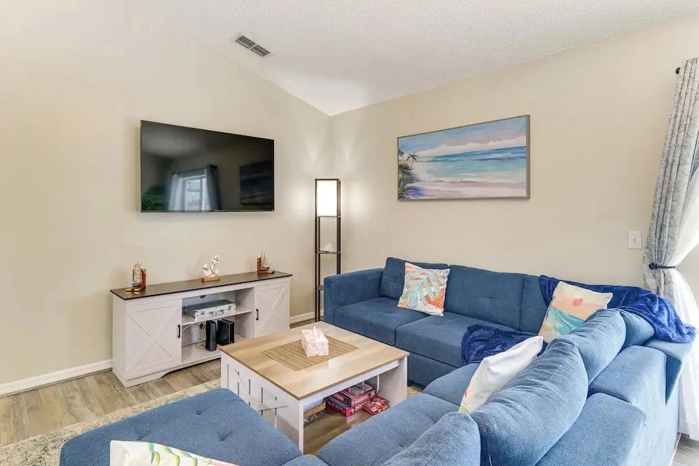 Florida Family Fun! Tranquil Home w/ Water Views
