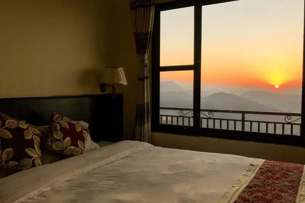 Superview Lodge - Family-Run, Himalayan Sunrise