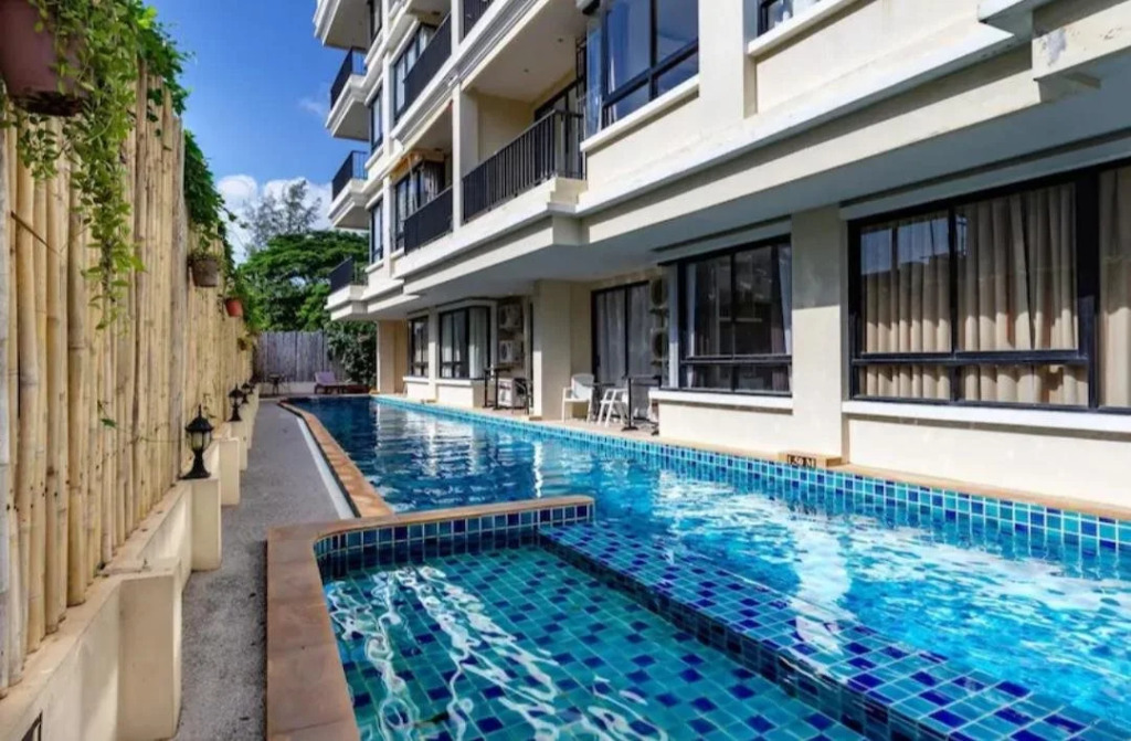 LAGO Condominium
