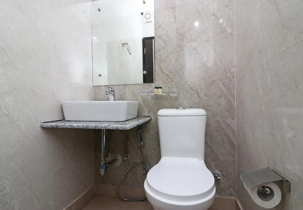 Live Inn By OYO Rooms