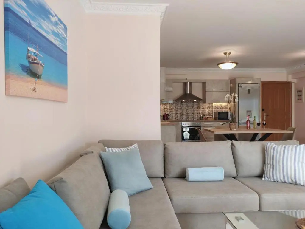 Blue Lagoon Luxury Apartment G2