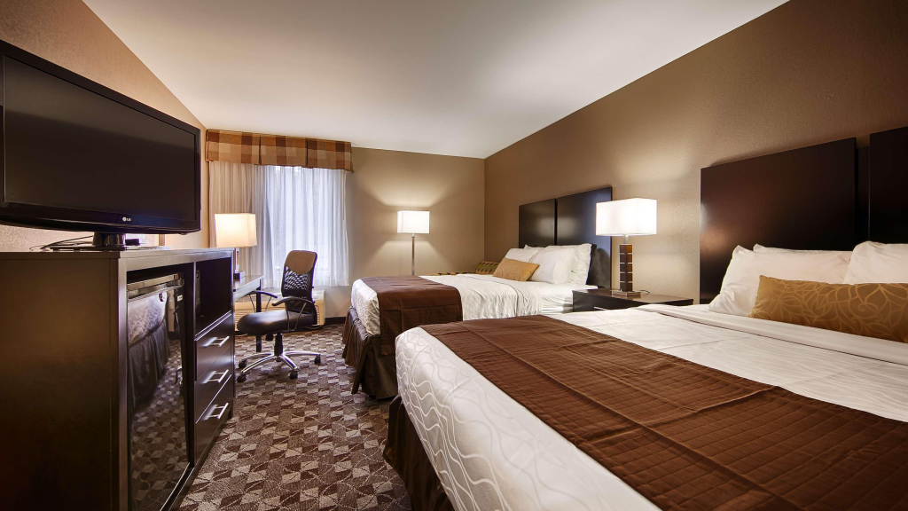 Best Western Plus Oak Mountain Inn