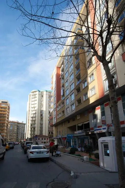 Metropol 19