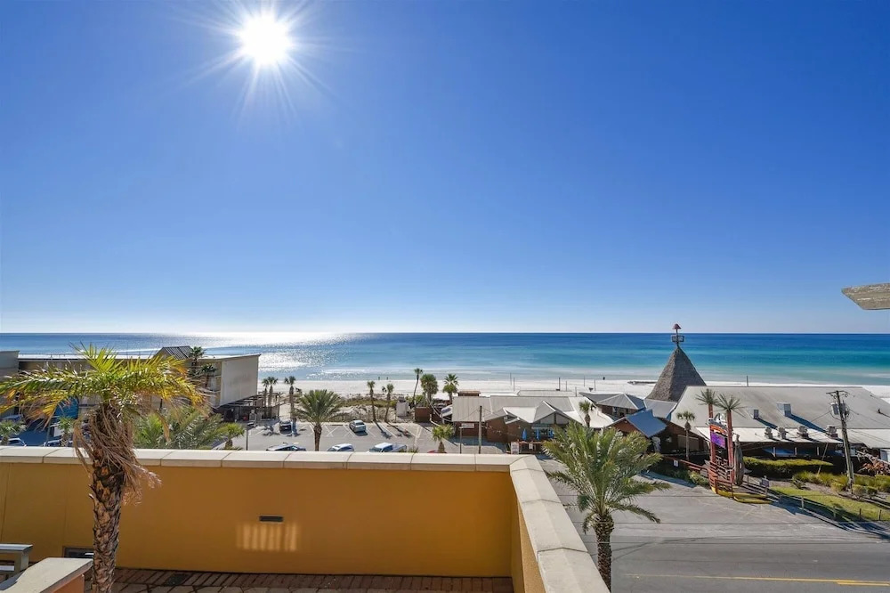 Origin at Seahaven 403 - Spacious 3 Bedroom w/Sunset View! Free Fun! 3 Condo by RedAwning