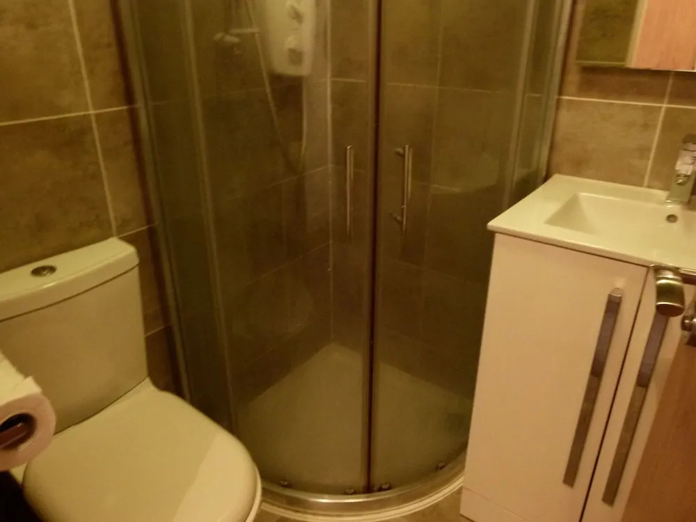SS Property Hub - City of London Studio Apartment 13