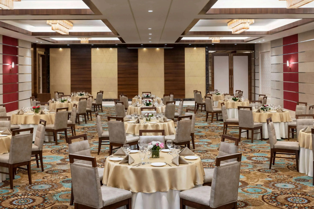 Ramada by Wyndham Gandhidham Shinay
