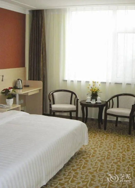 Jiaonan Jin Lan Business Hotel