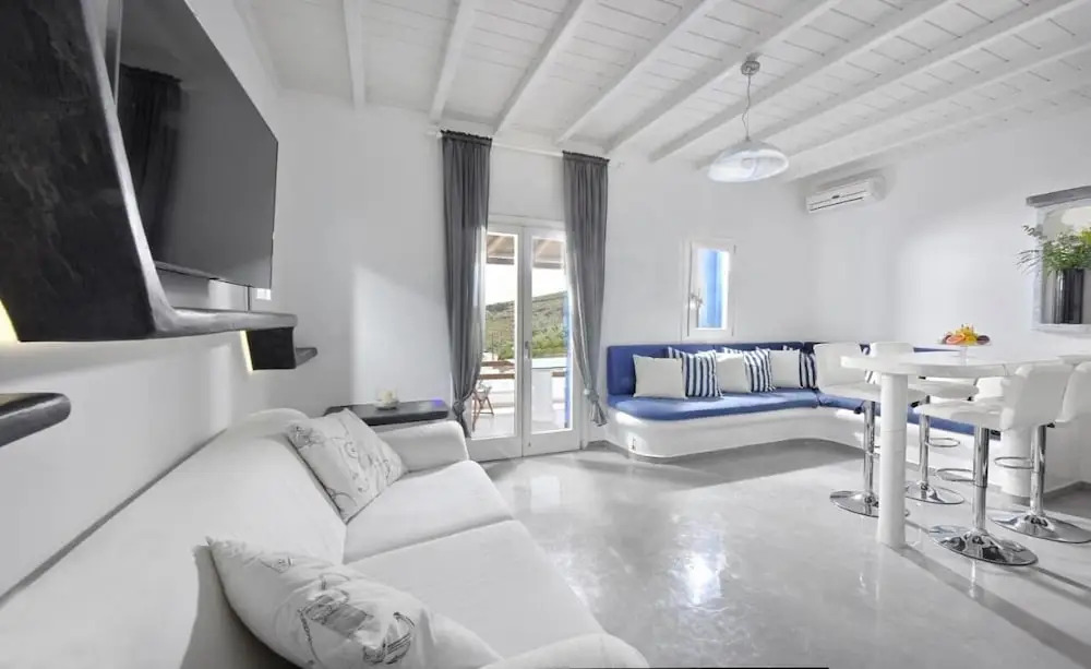 Fulfill your Holiday Dreams at Mikonos