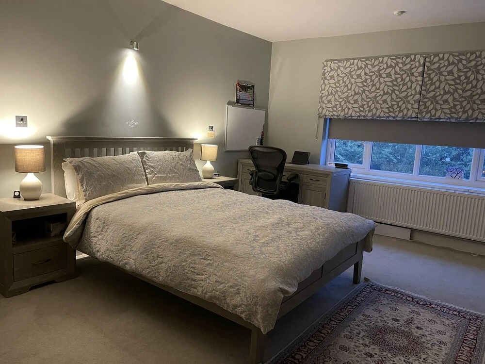 Stunning 4-bed House in Northwood