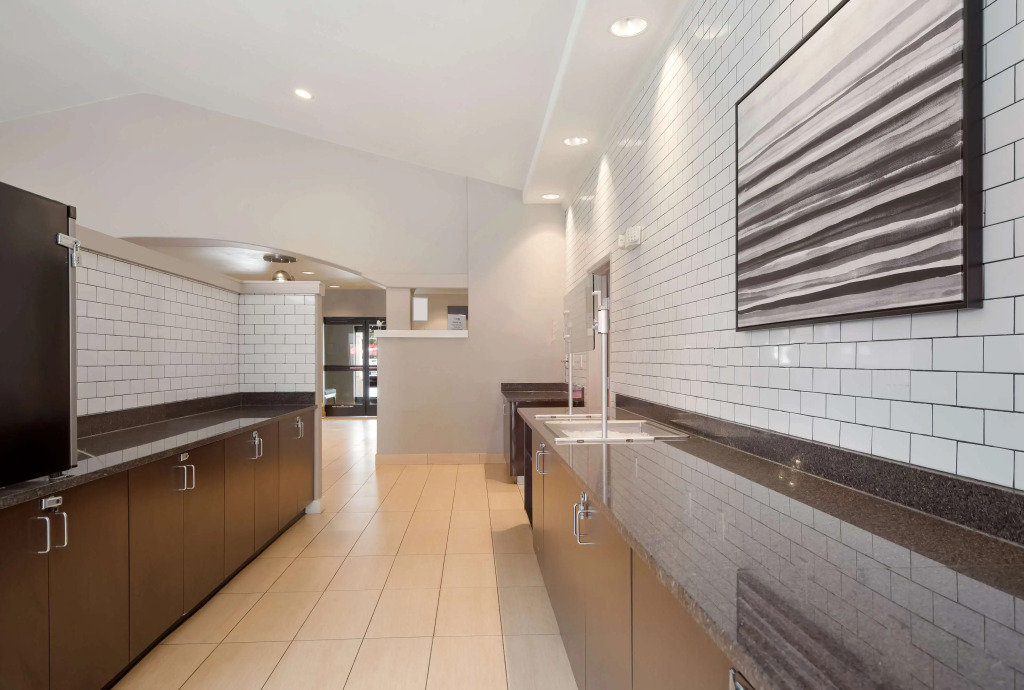 Sonesta ES Suites Reno