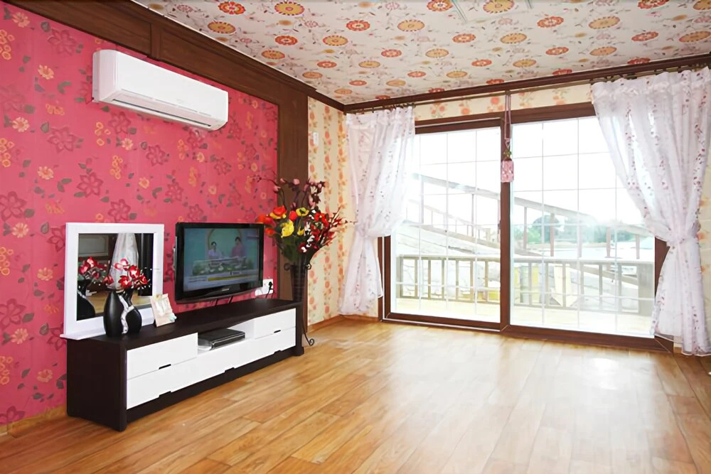 Yeongdeok Seapark Pension