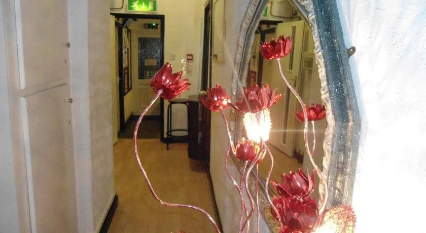 Liverpool Lodge