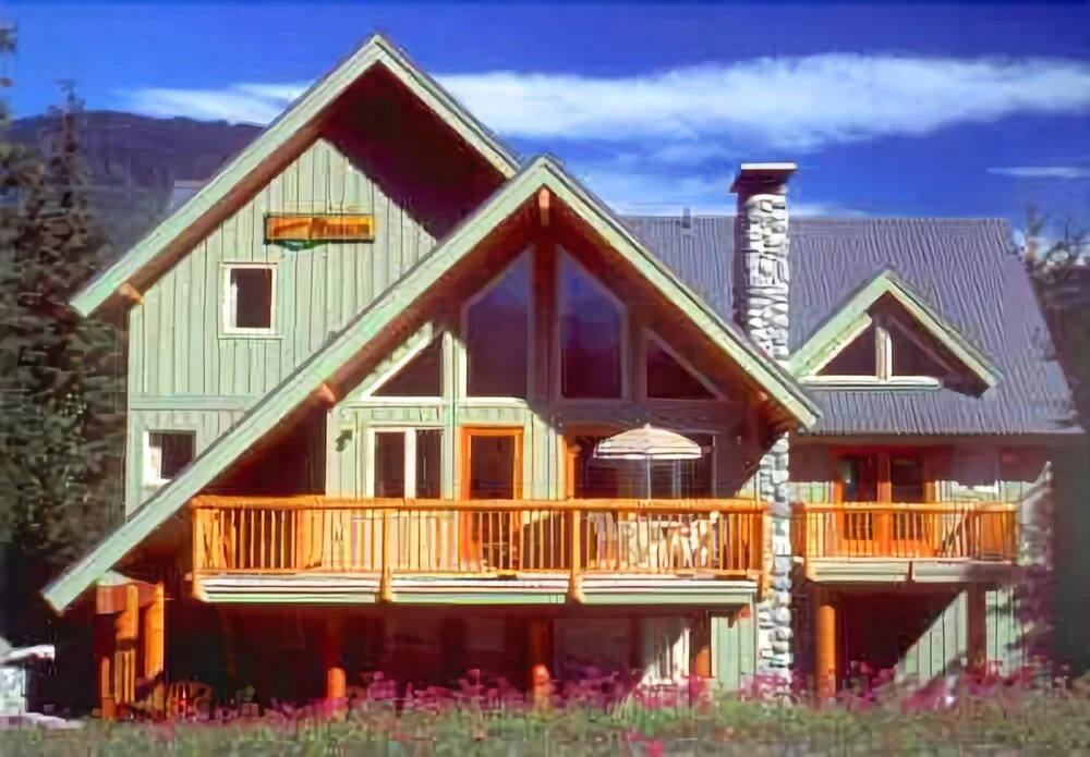 Lorimer Ridge Lodge