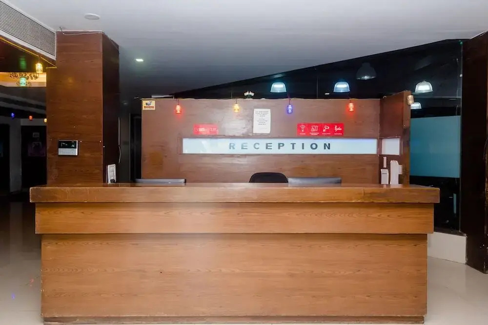 Vashi Gymkhana By OYO Rooms