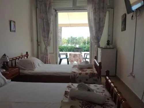 Gonatas Hotel
