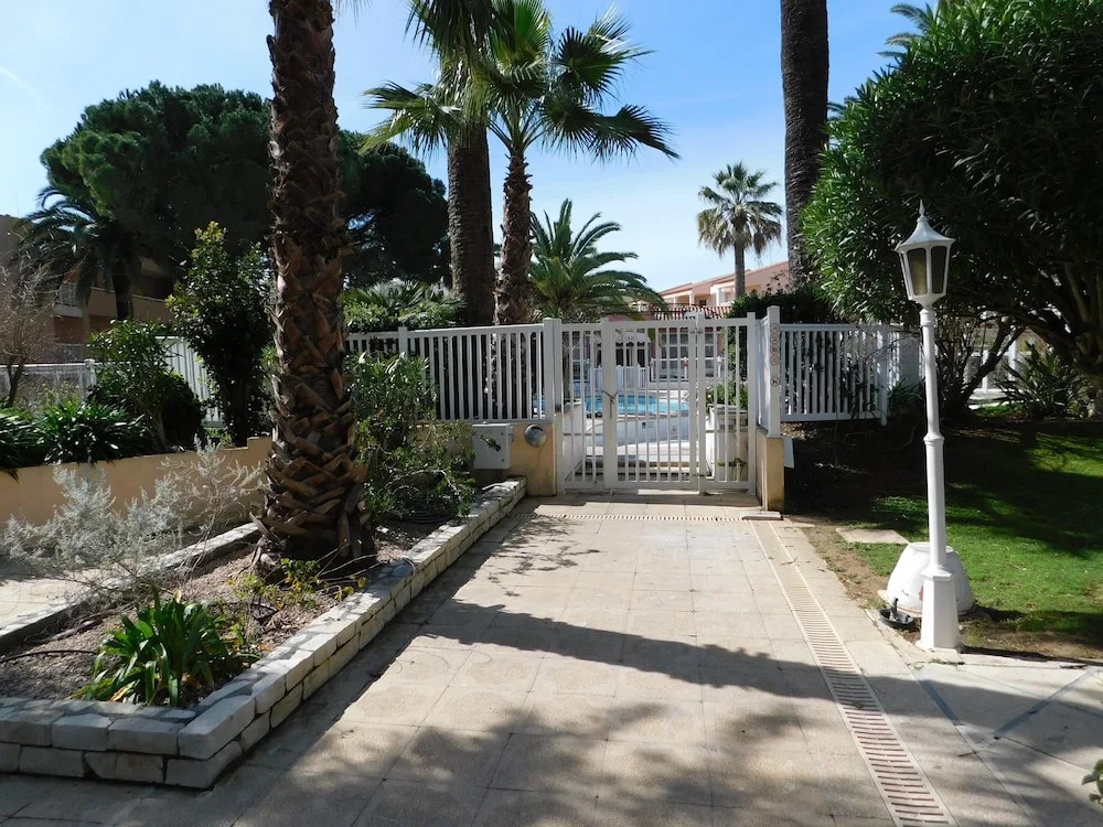 T 2 Residence du Golf