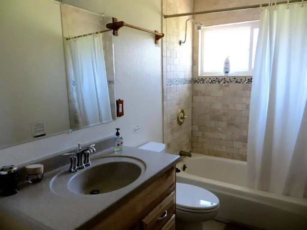 Vegas Oasis Home w/ Pool & Spa: 7 Miles to Strip