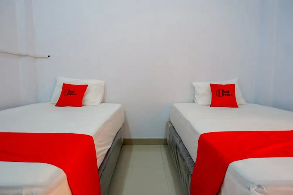 Hotel Surya Wisata by RedDoorz