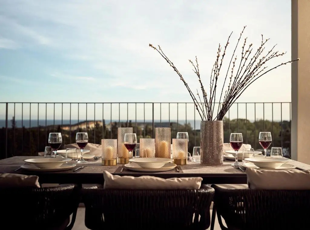 Alexandra SeaView Luxurious Villa, By ThinkVilla