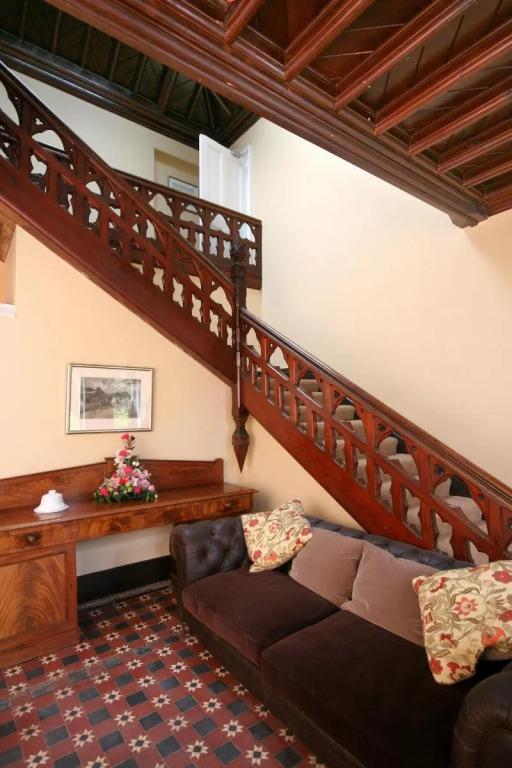 Ffarm Hall