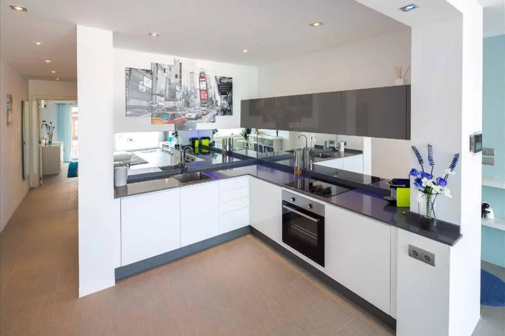 Modern Frontline Puerto Banus Apartment M2