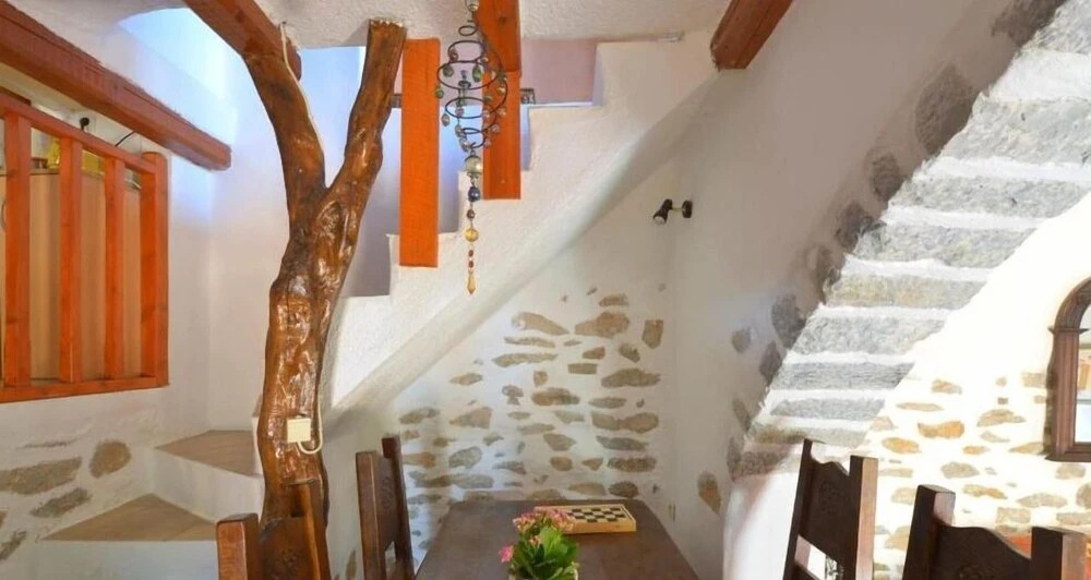 Elounda Almond Tree Villa Private Pool, Sea Views & Birds in a Relaxing Authentic Cretan Escape