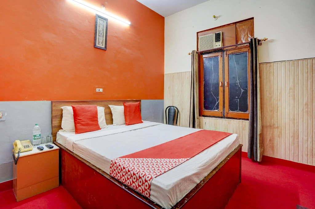 OYO 80038 Hotel Fridays