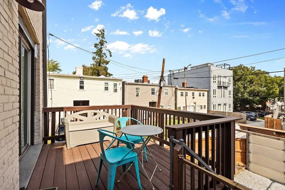 Entire 3-br Row House in Peaceful Kingman Park DC
