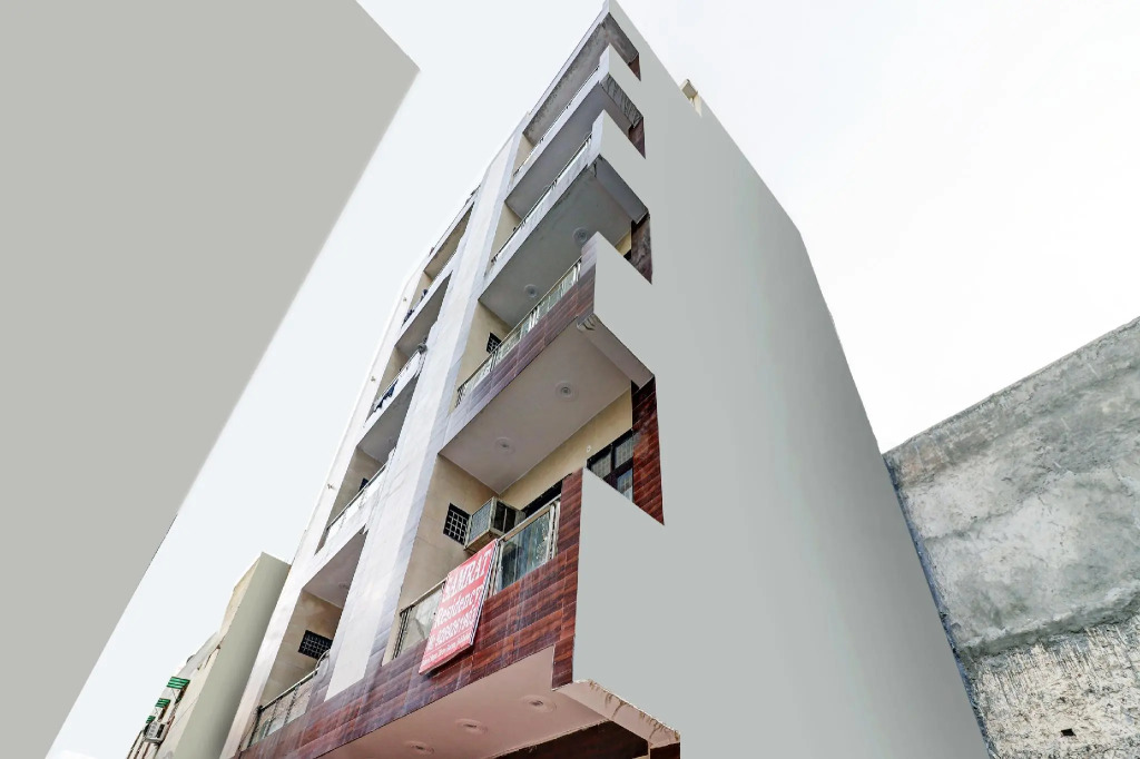 SPOT ON 82123 Samrat Residency