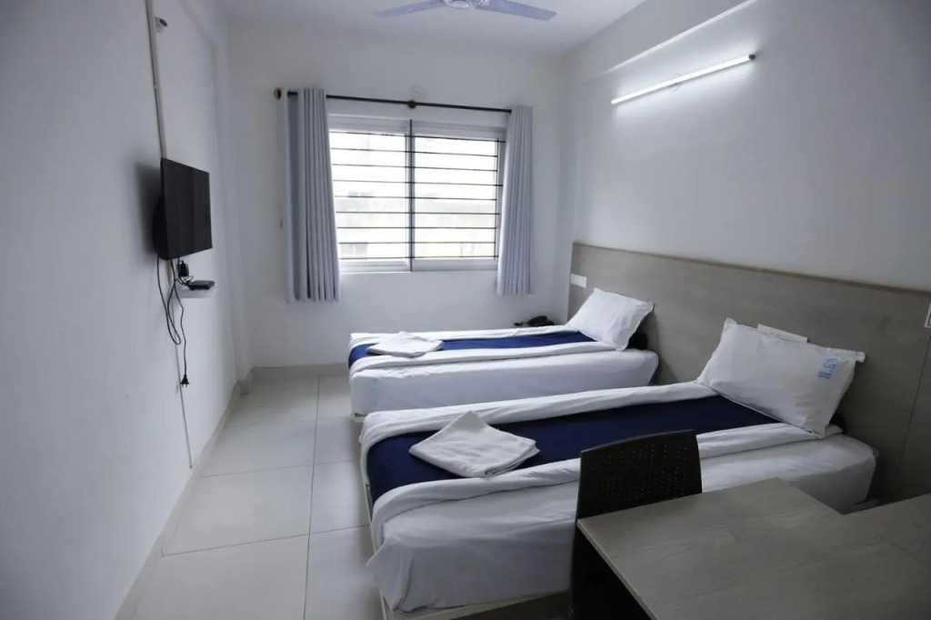 Hotel Gurudev Residency