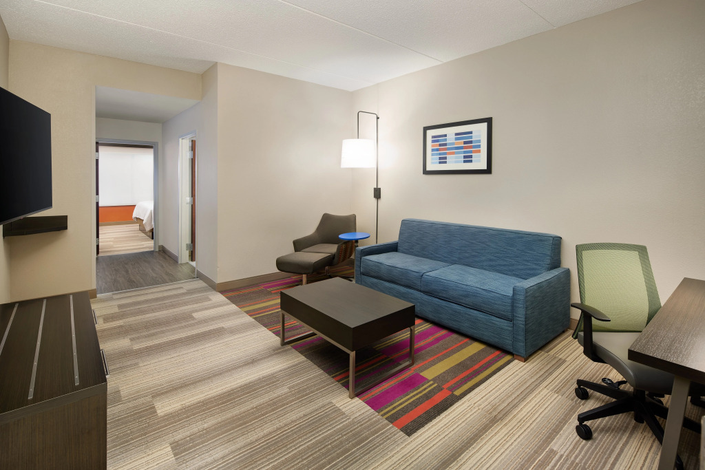 Holiday Inn Express Hotel & Suites Greenwood by IHG