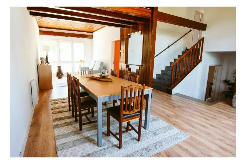 Regina Surf House - Villas with Private Pool