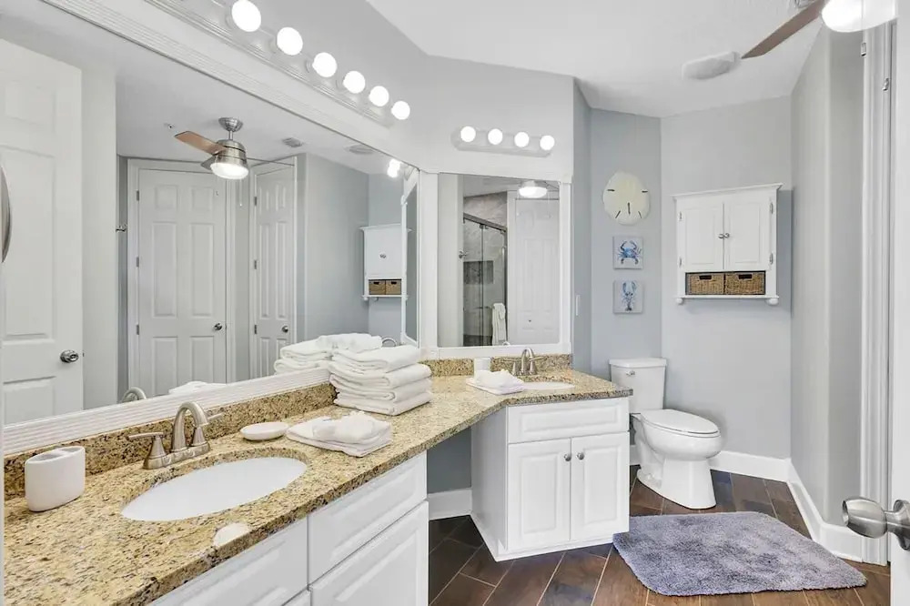 Regency Isle 806 2 BR 2 5 BA Gulf-front A