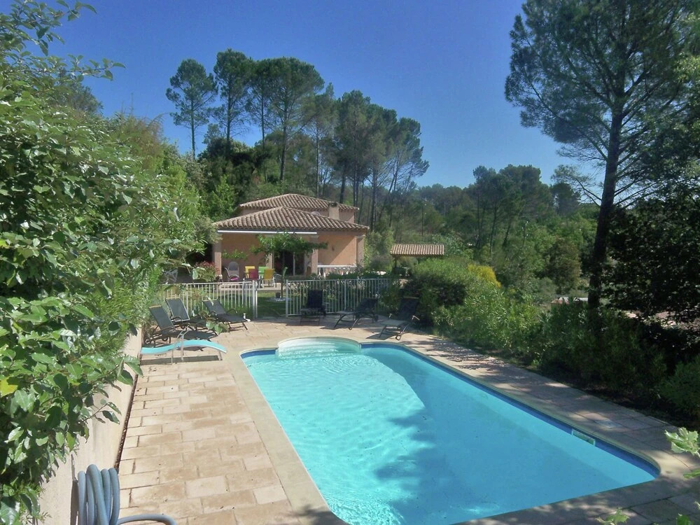 Spacious Holiday Home in Lorgues With Private Pool