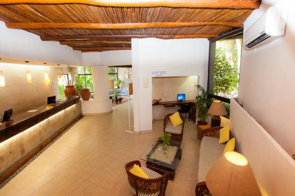 Casa del Mar Cozumel Hotel & Dive Resort with free access to an exclusive beach club