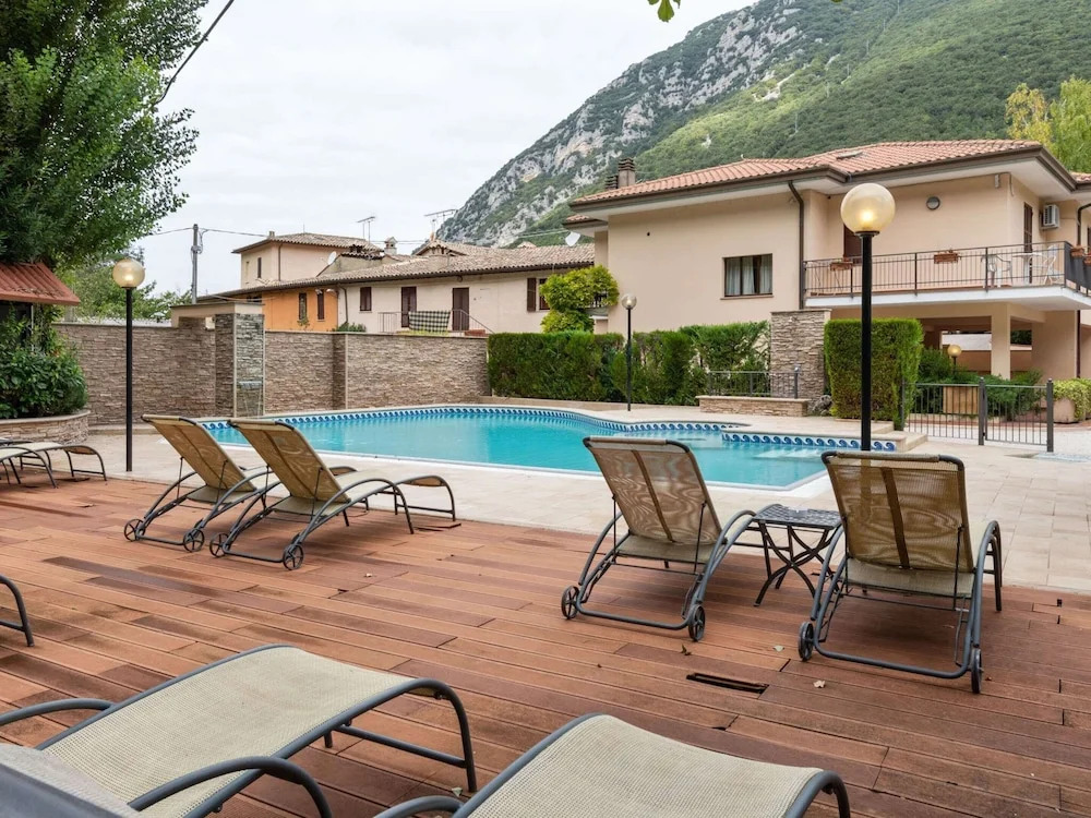 Stunning Holiday Home in Foligno with Sauna
