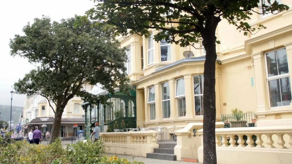 The Broadway Hotel