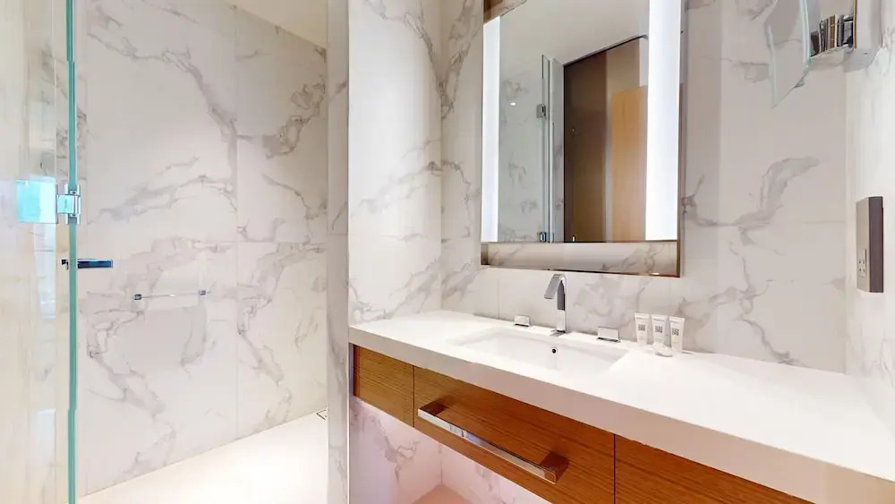 Downtown - Address Residences Opera T1 1603