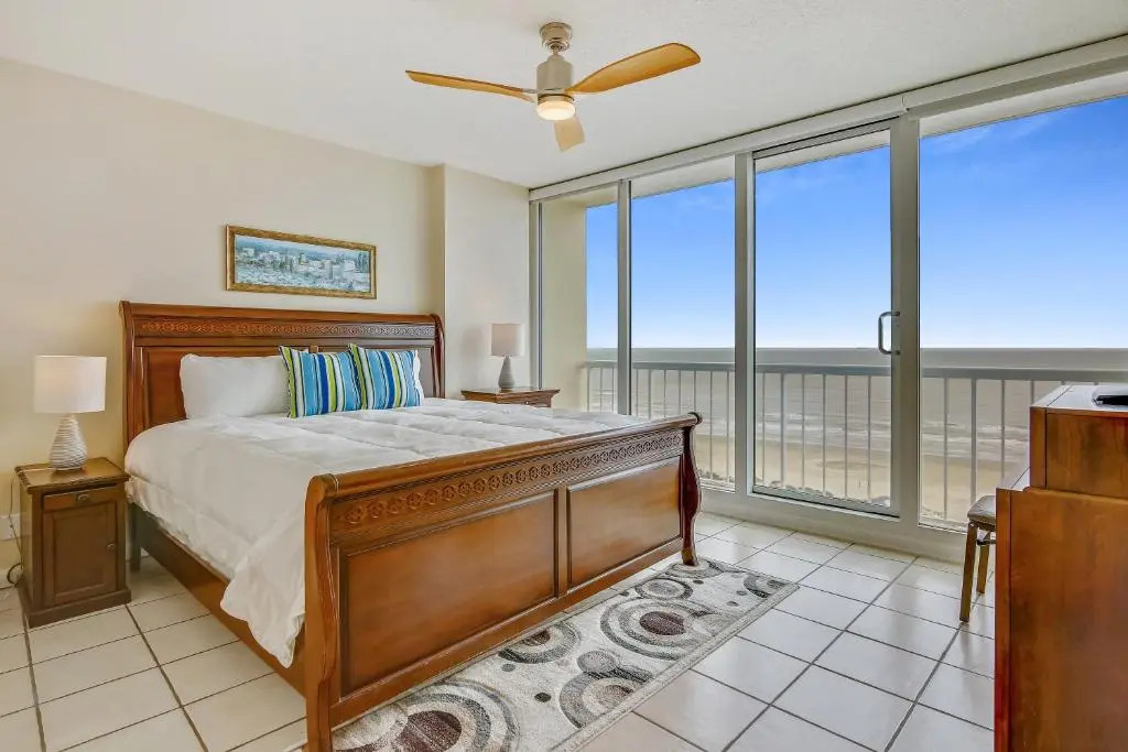 Beachfront Getaway by Ryson Vacation Rentals