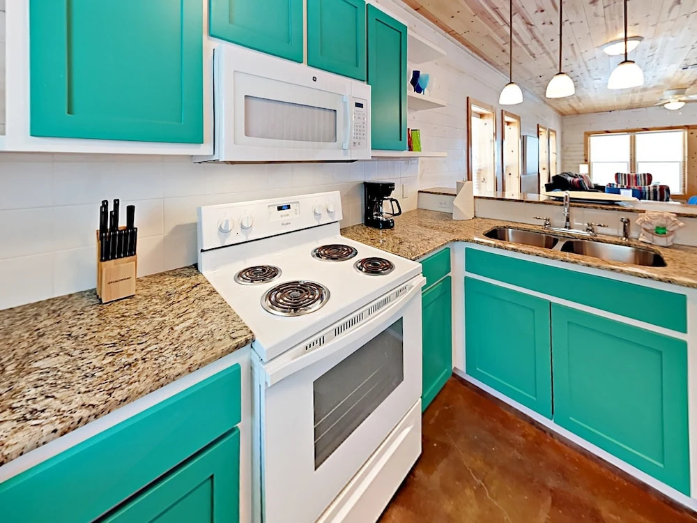The Commons #404 - Three Bedroom Townhome