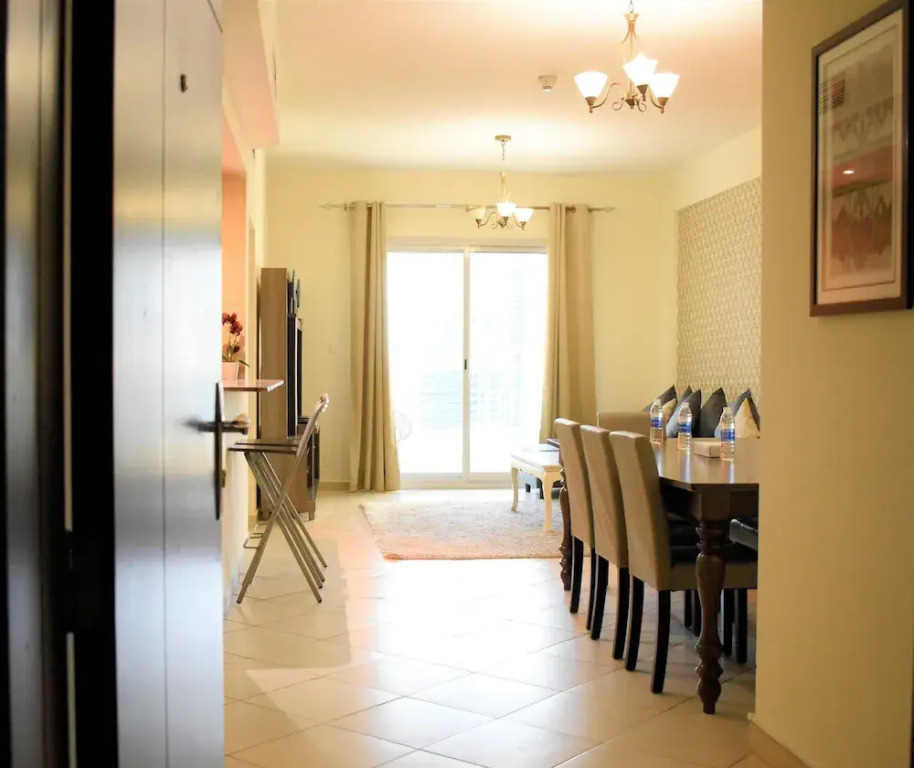 2 Bedroom Apartment in Marina Diamond 4