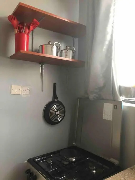 Serenity Studio, Lovely spacious 1-bedroom with ample parking