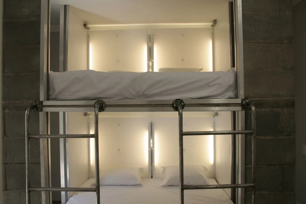 Viva Hostel Design
