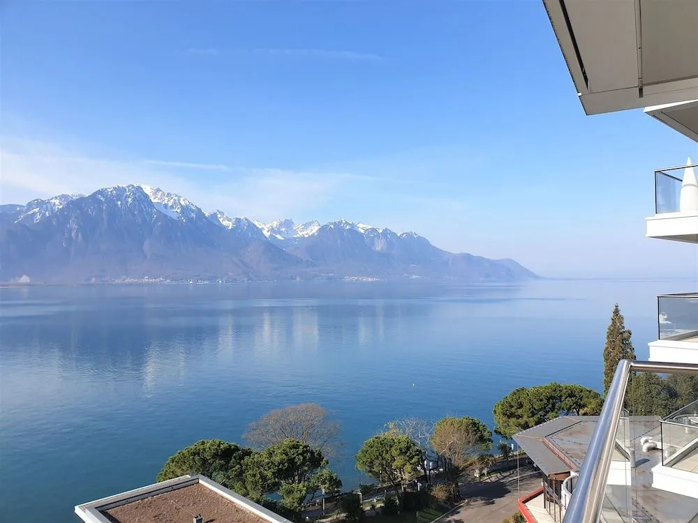 The View Montreux